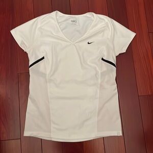 Nike Fit Dry Tennis